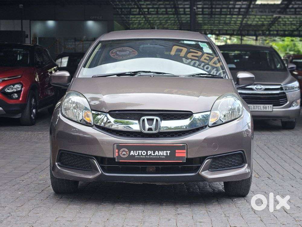 Honda Mobilio 1.5 S I-vtec Mt, 2015, Petrol