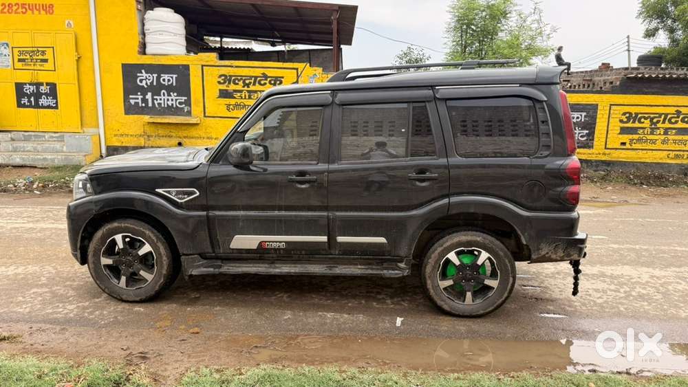 Mahindra Scorpio 2023 Diesel Manual Classic
