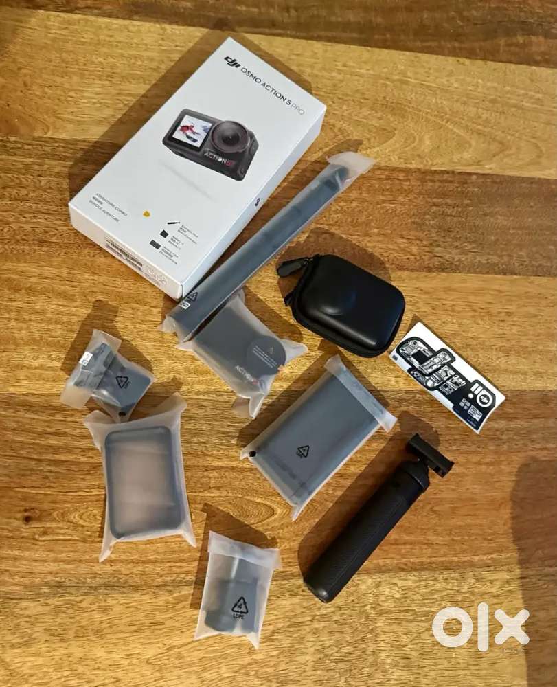 DJI Osmo Action 5 Pro Adventure Combo