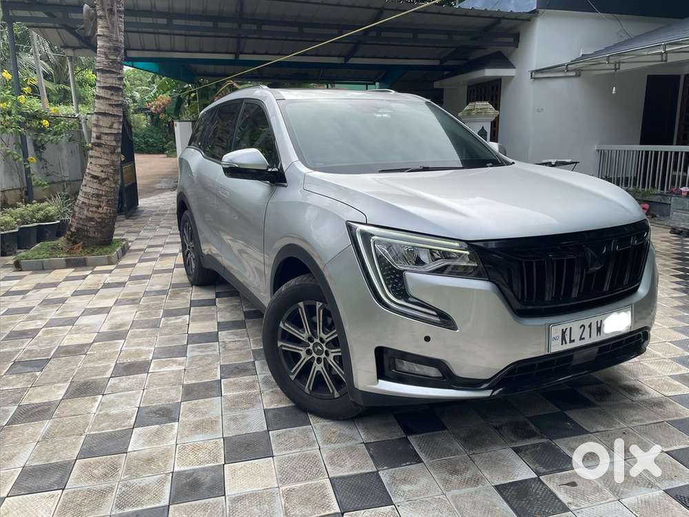2022 Mahindra Xuv700 Ax 7 Petrol At | 35,000 Km | 7 Seater | Sunroof