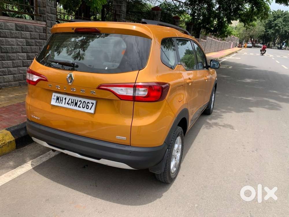 7 Seater With 22 Km/liter Mileage.(check Photos)