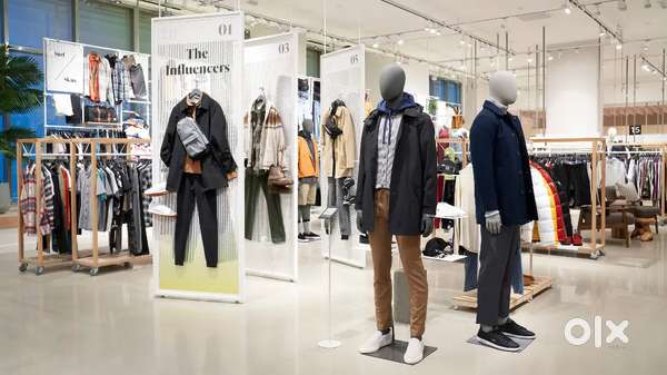 Wanted male part time sales staff at
Apparel Showroom