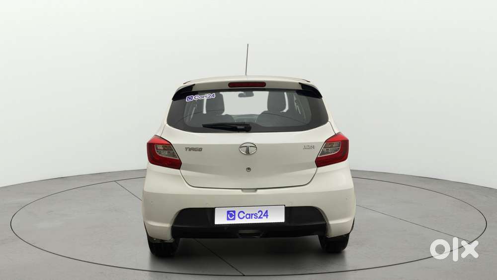 Tata Tiago 1.2 Revotron Xza, 2018, Petrol