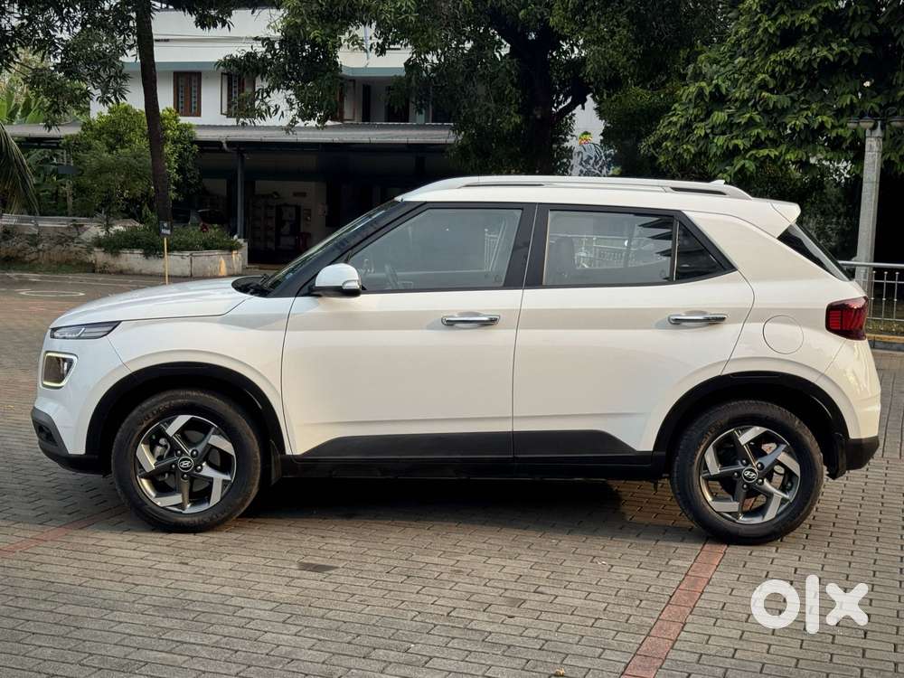 Hyundai Venue Sx Plus Turbo Dct, 2020, Petrol