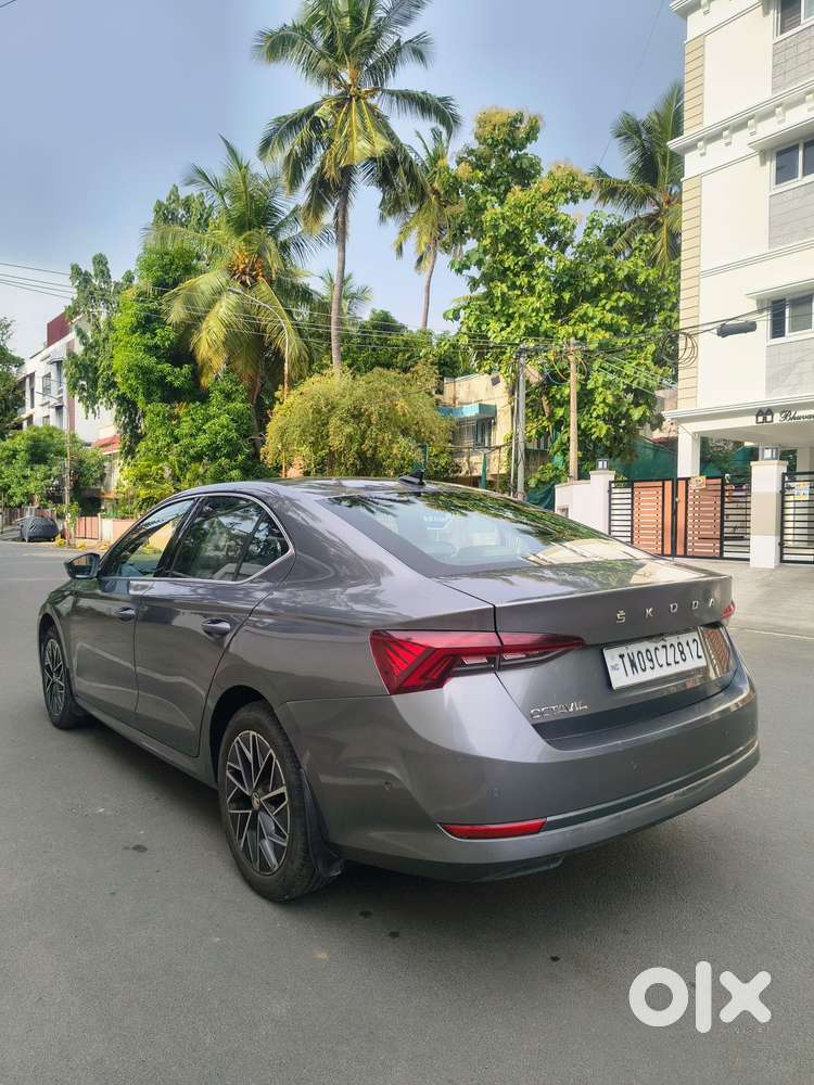 Skoda Octavia 2.0 L K Tsi At, 2022, Petrol