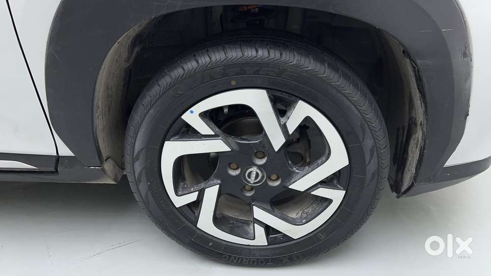 Nissan Magnite 1.0 Xv Premium Turbo Cvt (o), 2020, Petrol