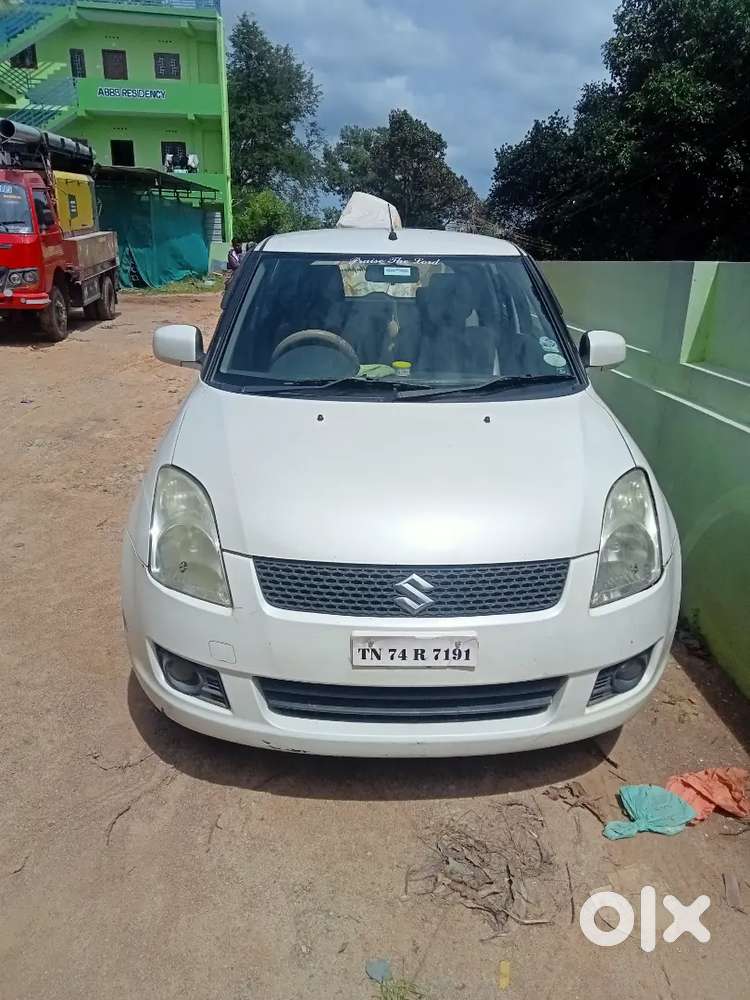 Maruti Suzuki Swift 2010 Diesel 130000 Km Driven