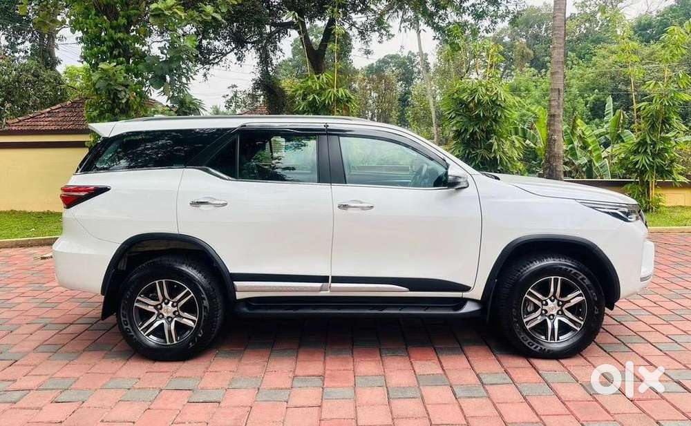 Toyota Fortuner 4x2 At 2.8 Diesel, 2022, Diesel
