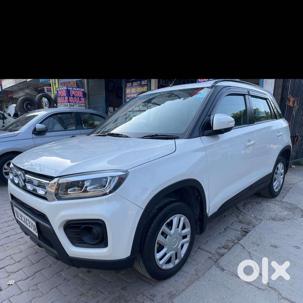 Maruti Suzuki Brezza 1.5 Vxi Smart Hybrid, 2022, Petrol