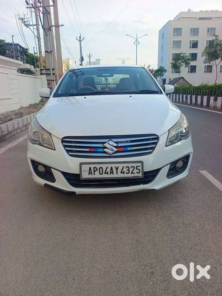 Maruti Suzuki Ciaz Zdi Shvs, 2015, Diesel