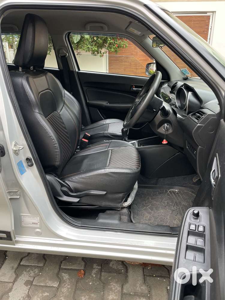Maruti Suzuki Swift Vxi + Manual, 2023, Petrol