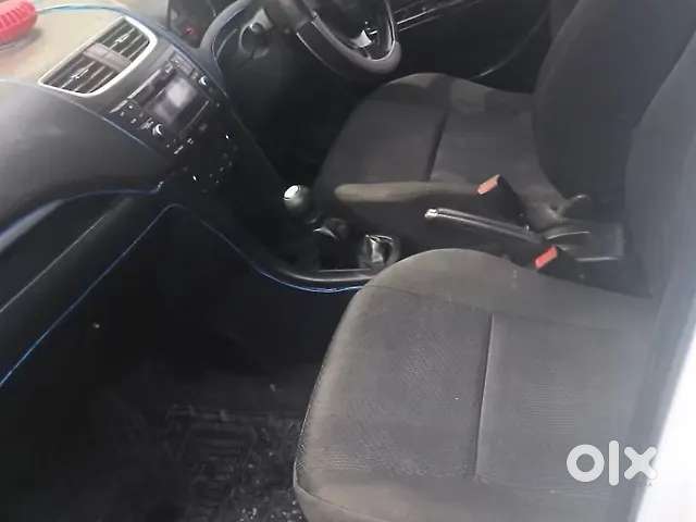 Maruti Suzuki Swift Vxi + Manual, 2016, Petrol