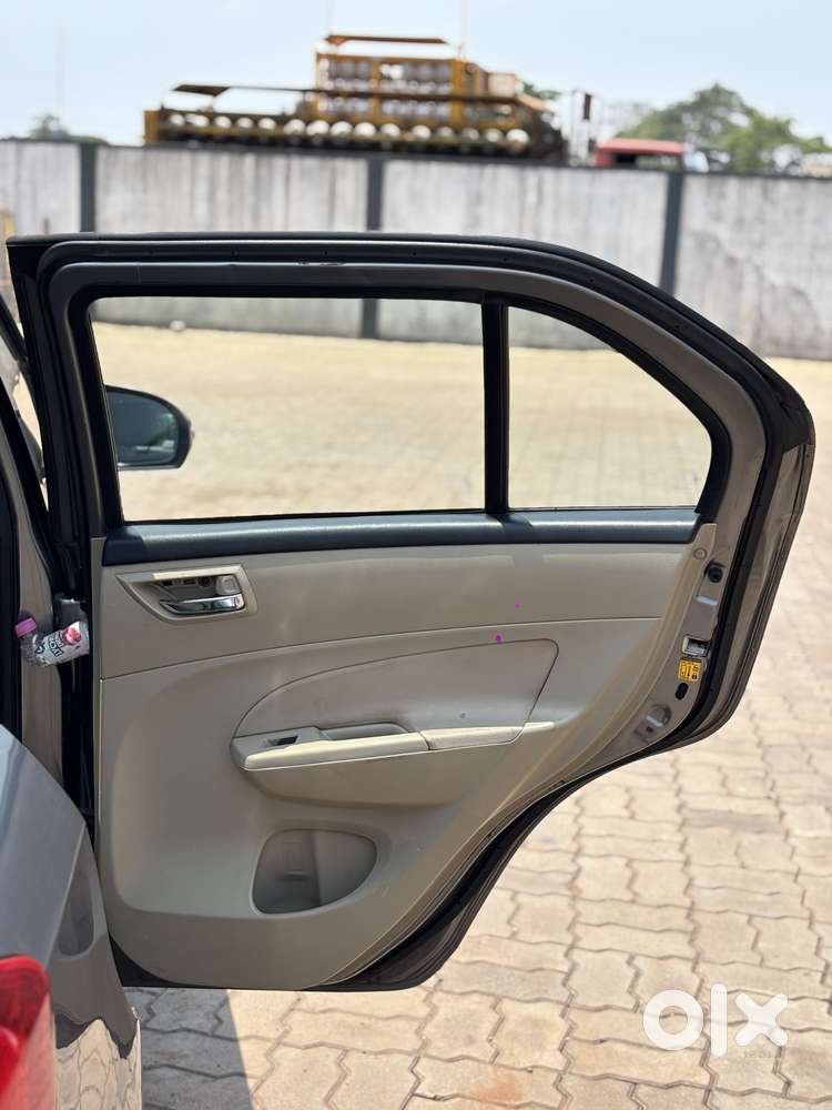 Maruti Suzuki Swift Dzire Vdi Bsiv, 2013, Diesel