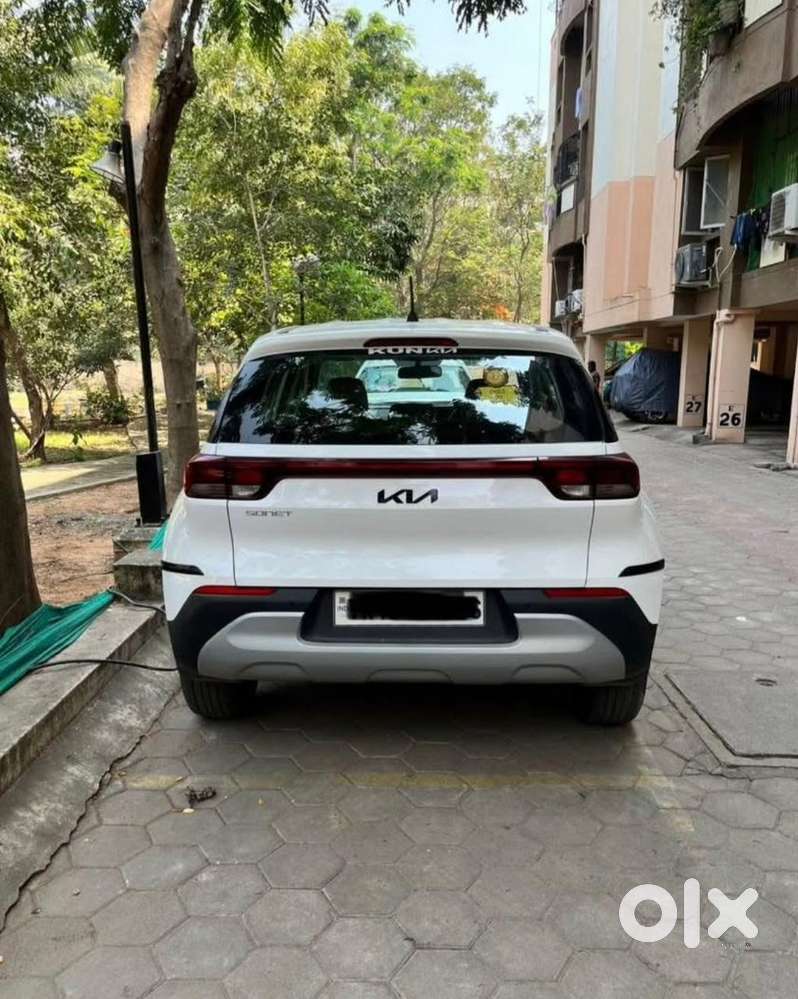 Kia Sonet Htk G, 2023, Petrol