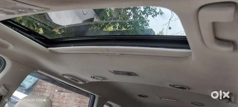 Kia Carens Top Model Luxury Plus 7 Automatic Sunroof Varient