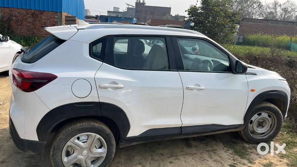 Nissan Magnite 1.0 Xe, 2022, Petrol