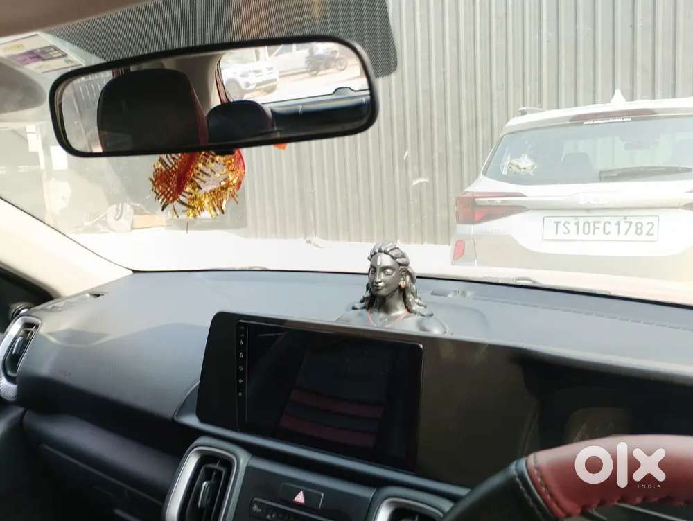 Kia Sonet 1.2 Petrol Car