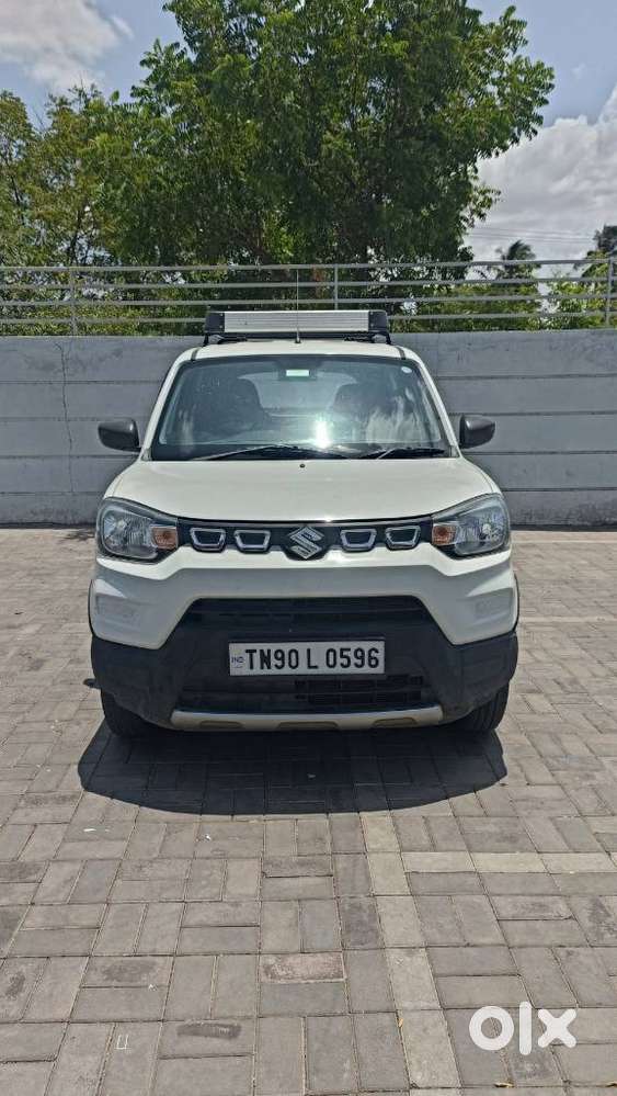 Maruti Suzuki S-presso Vxi, 2024, Petrol