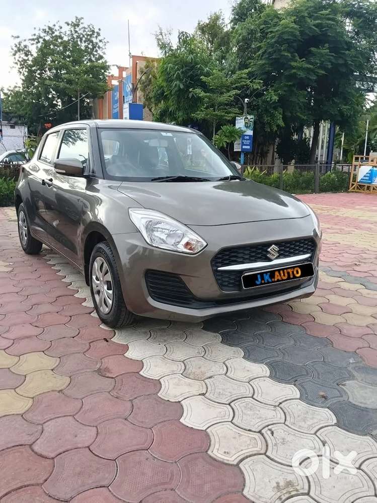 Maruti Suzuki Swift Vxi, 2021, Petrol