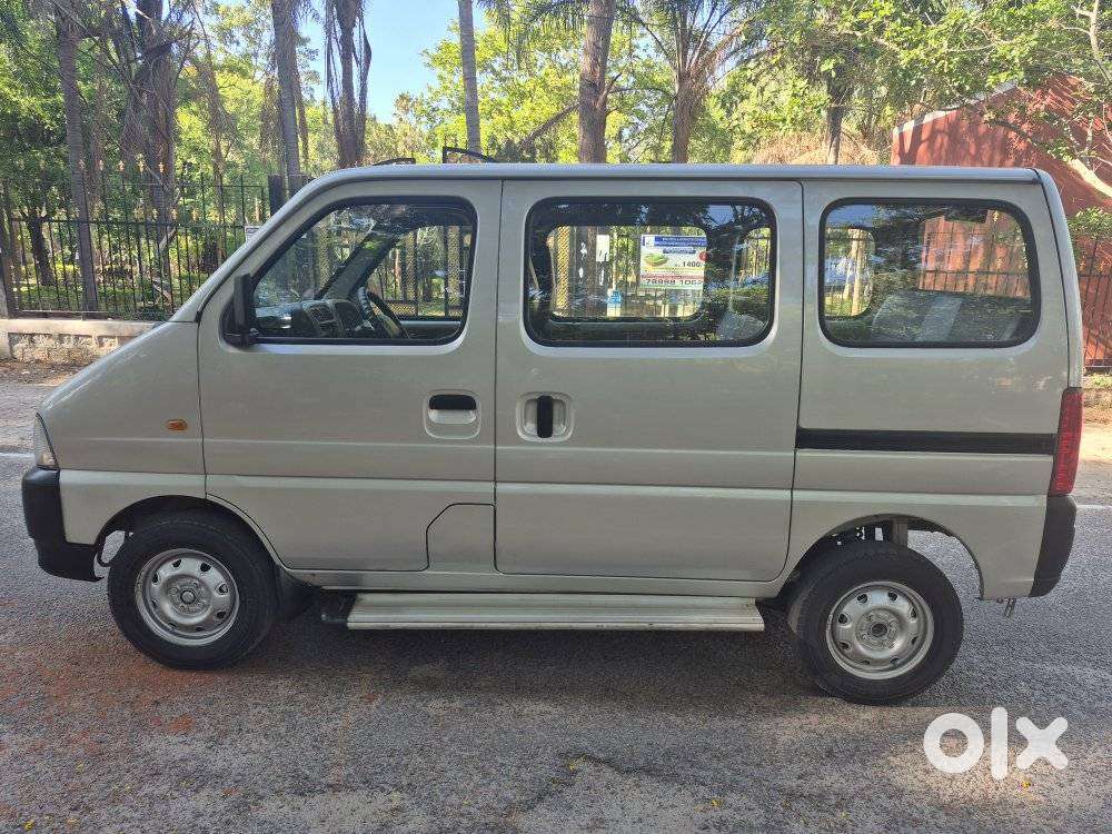 Maruti Suzuki Eeco 7 Seater Standard, 2016, Petrol