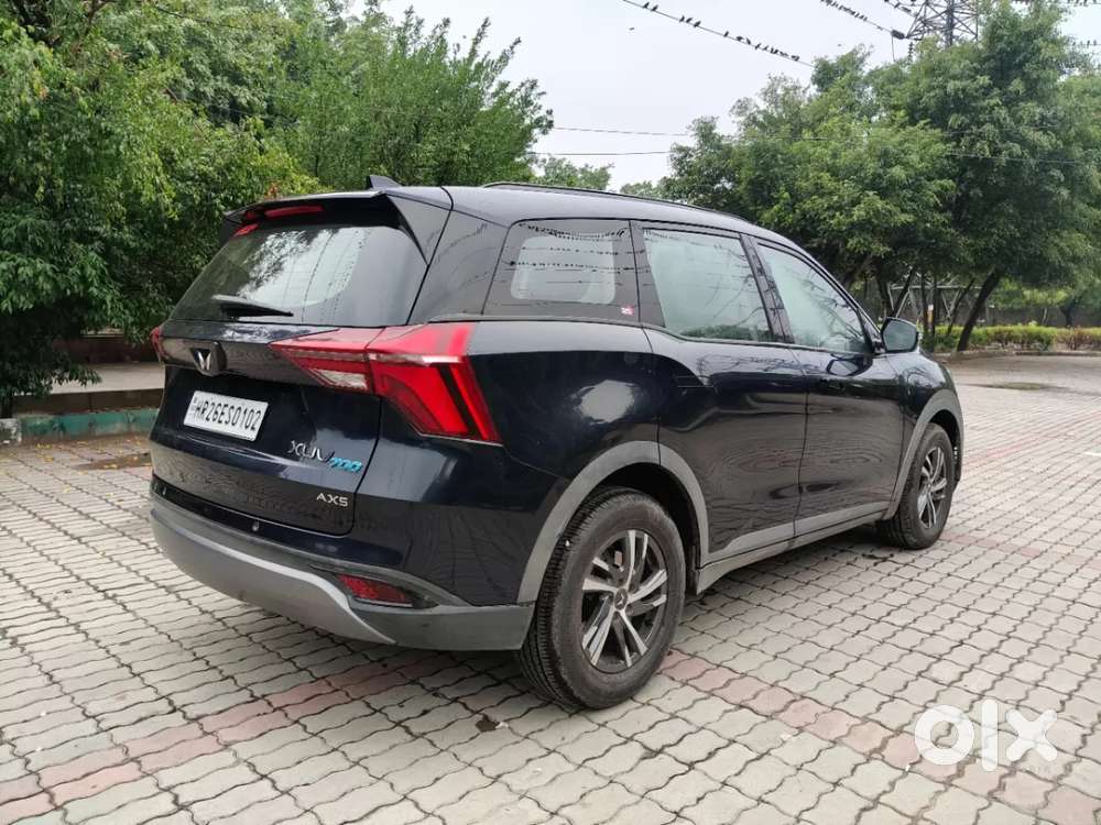Mahindra Xuv700 2.0 Ax 5 Petrol Mt 7 Str, 2021, Petrol