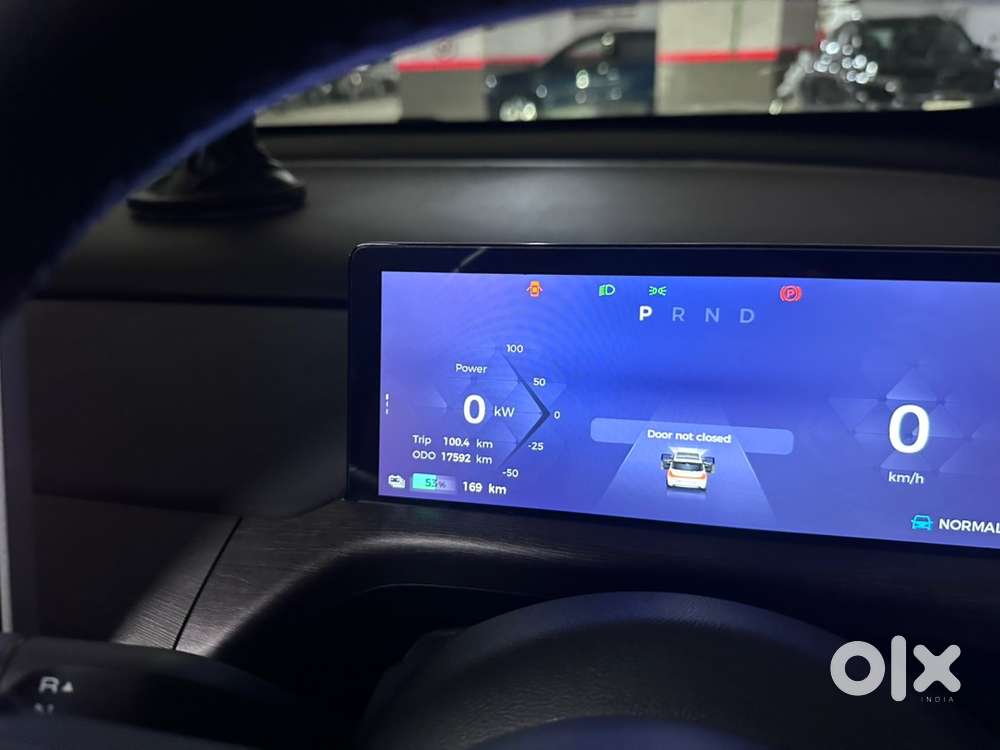 Mg Windsor Ev 2024 Km Driven For 15 Lakhs