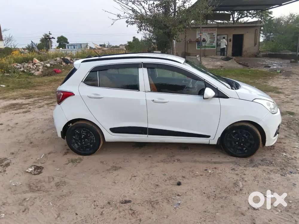 Hyundai Grand I10 Sportz 2016