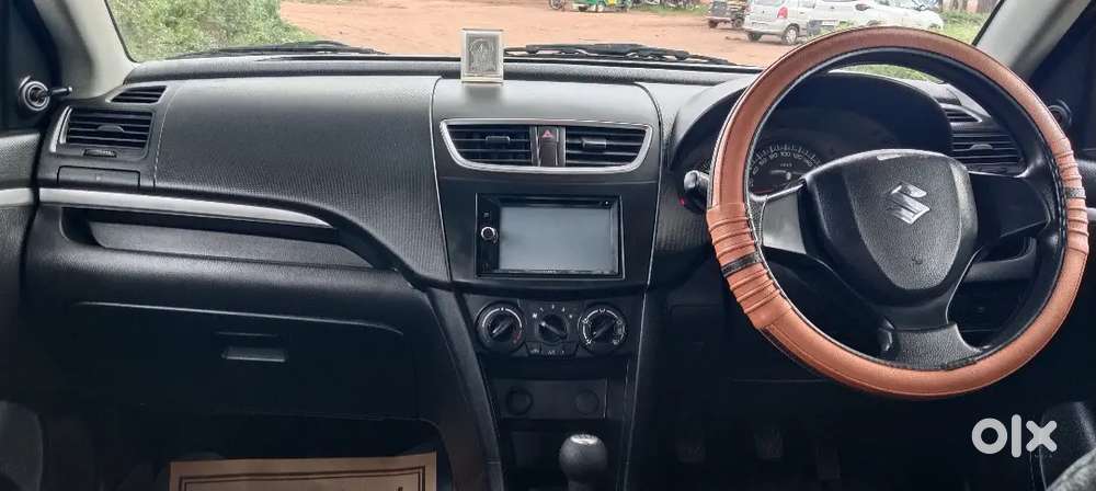 Maruti Suzuki Swift Petrol 2015