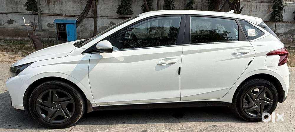 Hyundai I20 Sportz 1.2 Ivt, 2022, Petrol