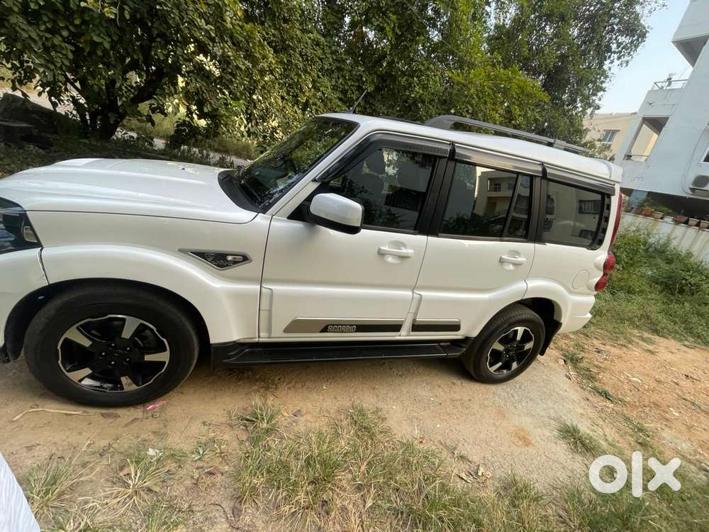 Mahindra Scorpio Classic 2.2 S 11 Mt 7 Str, 2024, Diesel