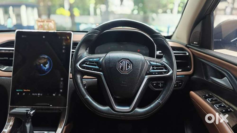 Mg Hector Plus Savvy Pro 1.5 Turbo Petrol Cvt 7 Str, 2024, Petrol