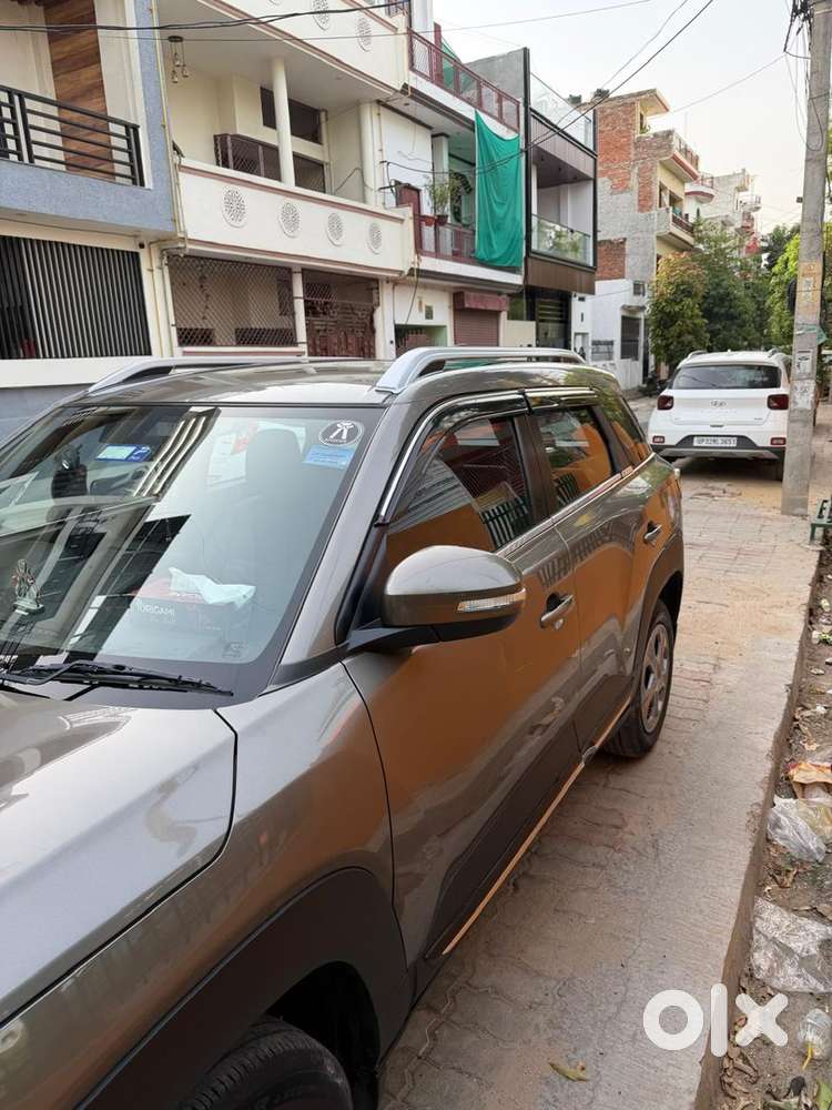 Maruti Brezza Petrol 2023
