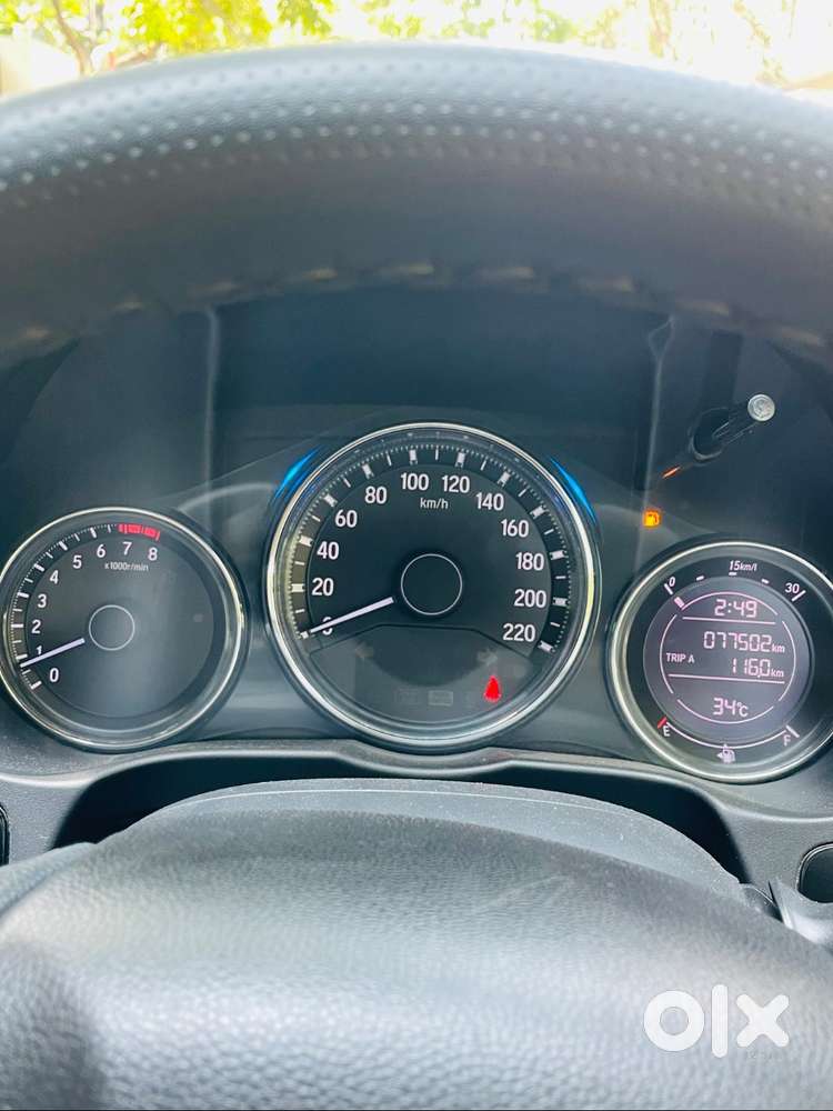 2017 Honda City 1.5 V (petrol) • Showroom Quality •