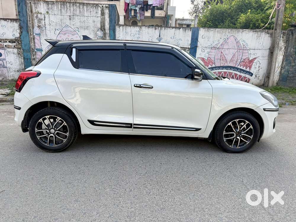 Maruti Suzuki Swift Zxi Plus Dual Tone, 2020, Petrol