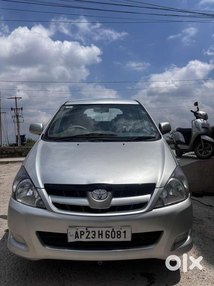 Toyota Innova 2005