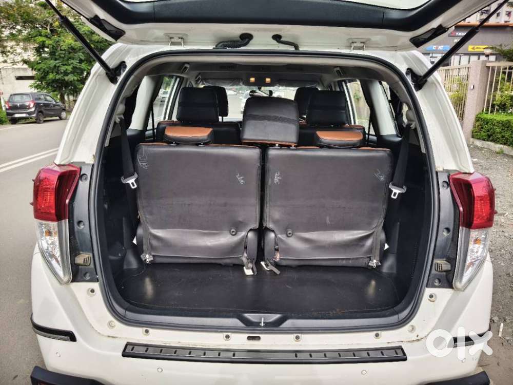 Toyota Innova Crysta 2.4 G Mt 7 Str, 2023, Diesel