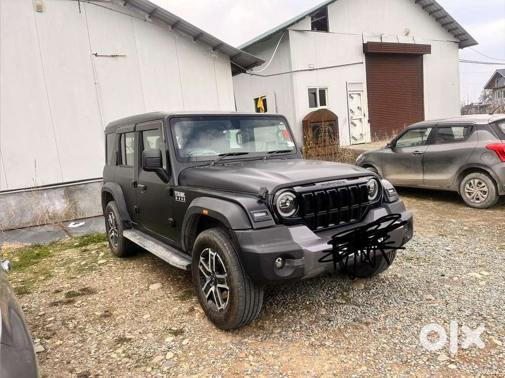 Mahindra Thar Roxx 2025 Diesel 6000 Km Driven. Dec 2025 Registration