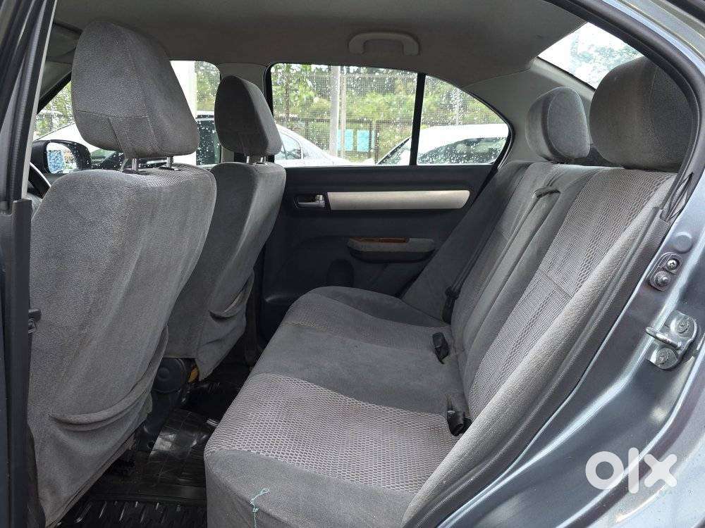 Maruti Suzuki Dzire 1.2 Vxi, 2011, Petrol