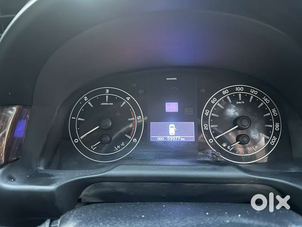 Toyota Innova Crysta 2.8 Gx At, 2017, Diesel