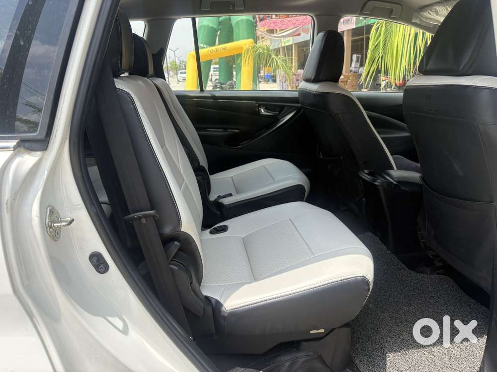 Toyota Innova Crysta 2.4 G Mt 7 Str, 2021, Diesel