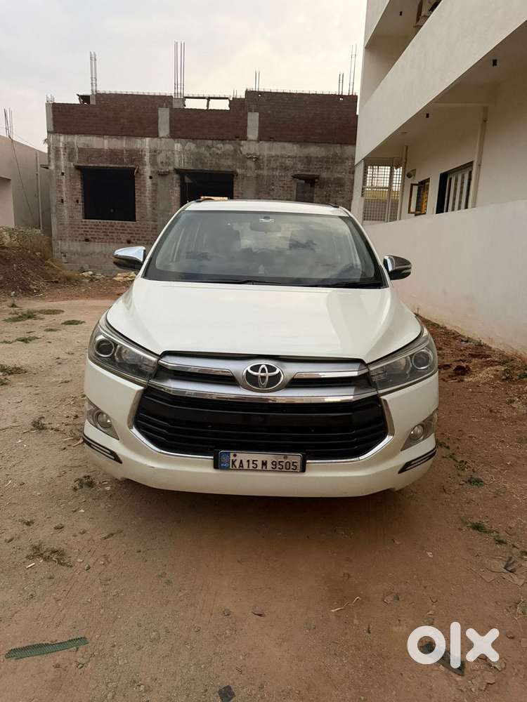 Toyota Innova Crysta 2.8 Zx At, 2016, Diesel