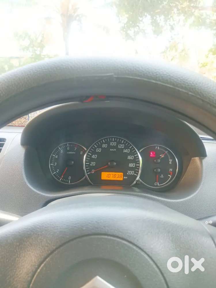 Swift 2011 Model For 260000 Rs