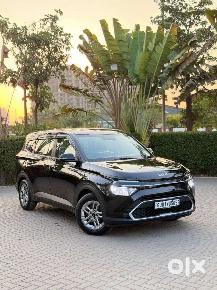 Kia Carens G 1.5 6mt Premium (o) 7-seater, 2024, Diesel