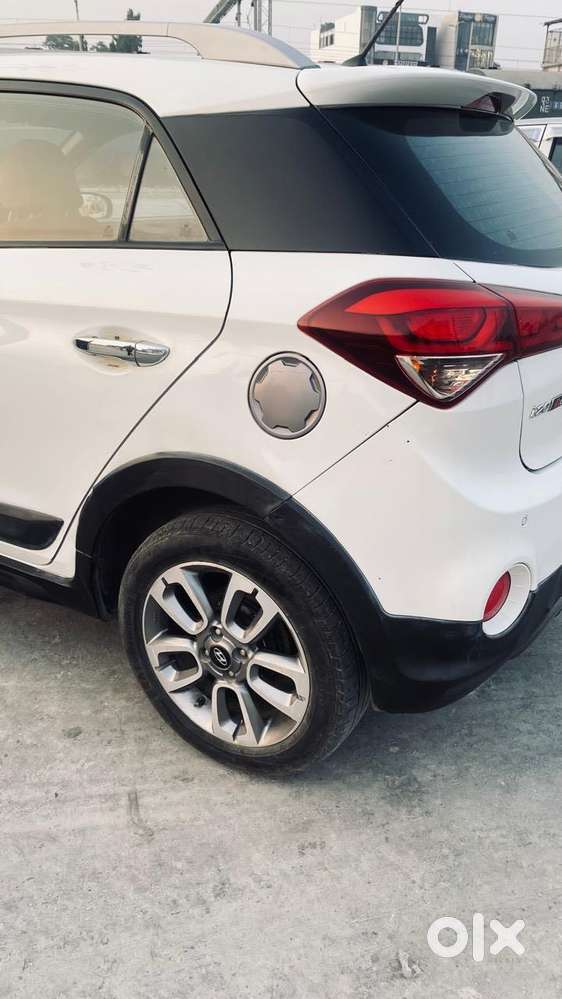 Hyundai I20 Active Sx Petrol, 2016, Petrol