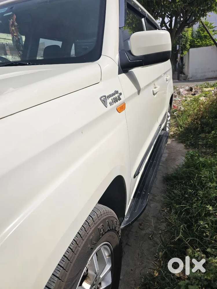 Mahindra Tuv 300 2016 Diesel 57600 Km Driven