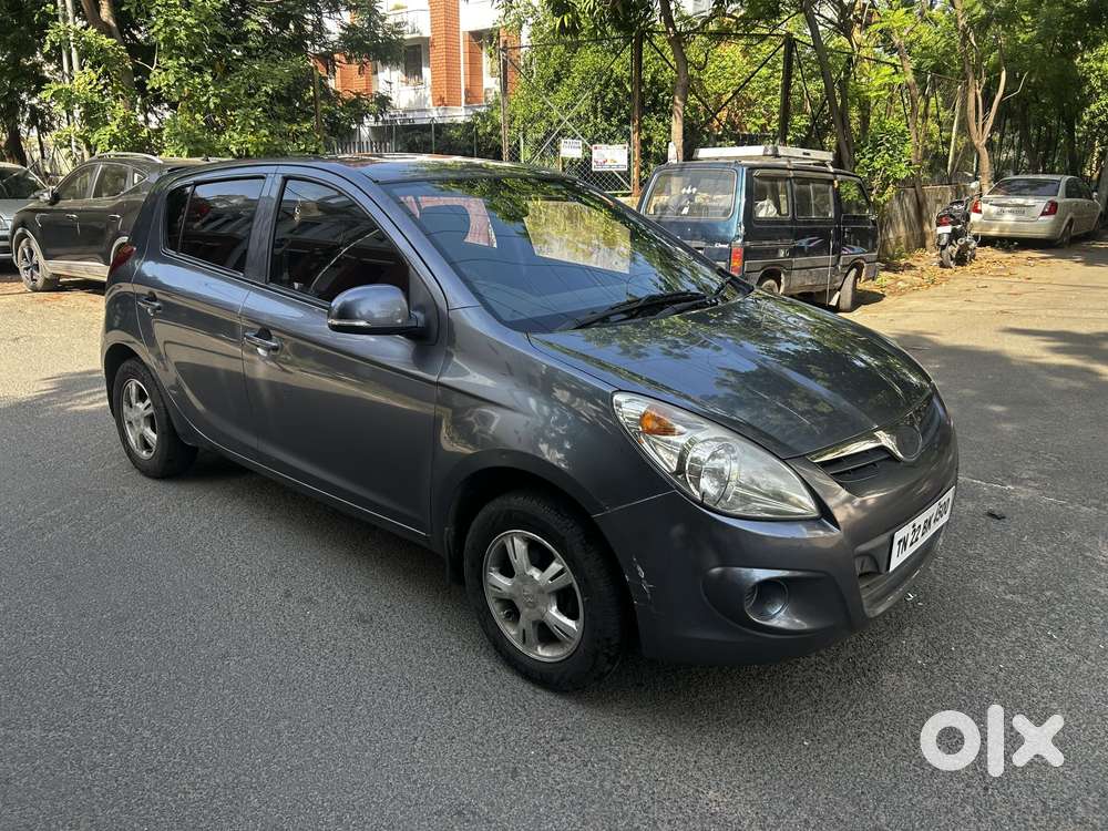 Hyundai I20 Sportz 1.2 Bs-iv, 2010, Petrol