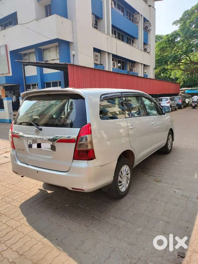 Toyota Innova G 2011