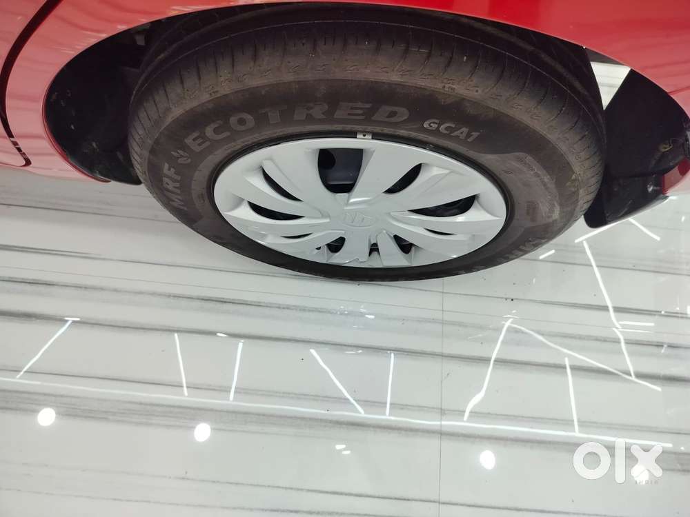 Maruti Suzuki Swift Vxi + Manual, 2025, Petrol