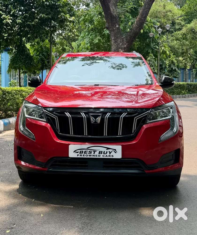 Mahindra Xuv700 2.0 Mx Petrol Mt 5 Str, 2023, Petrol