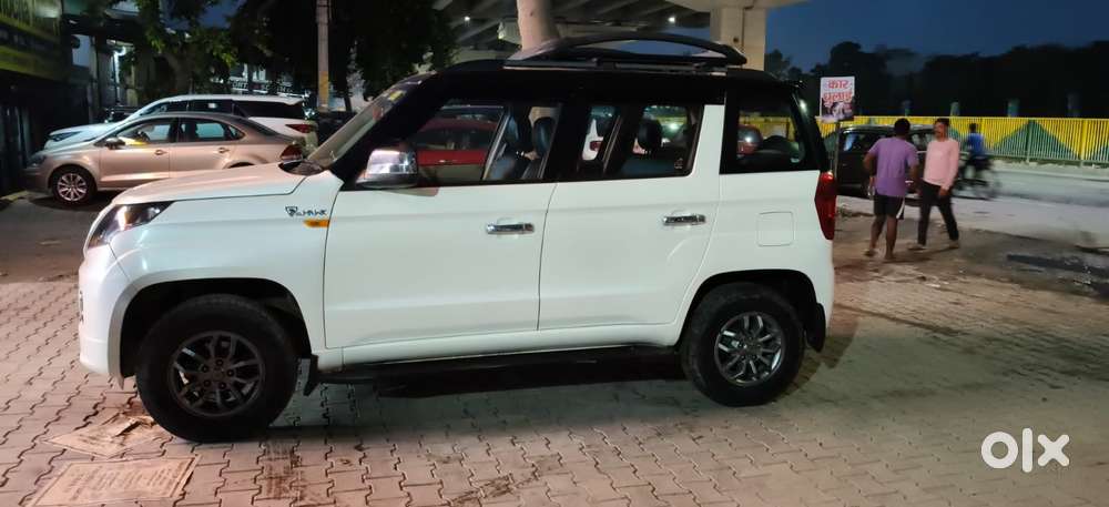 Mahindra Tuv 300 T10 Dual Tone, 2018, Diesel